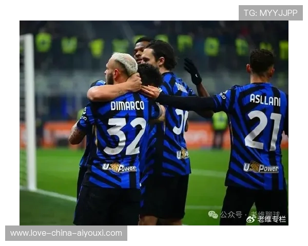 劳塔罗停球一扣摆脱后完成快速打门，国际米兰前场火力十足