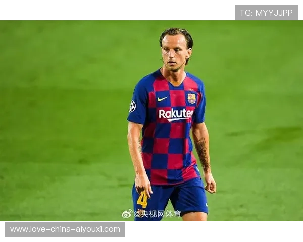 塞维利亚角球战术奏效，拉基蒂奇禁区外抽射写意