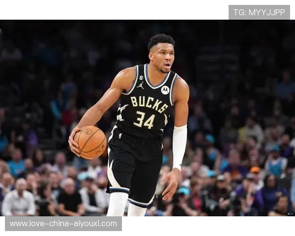 字母哥转换速度凌厉,雄鹿拿下关键得分