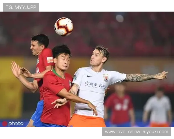 努涅斯跑位拉扯空间：让防线崩溃的致命艺术